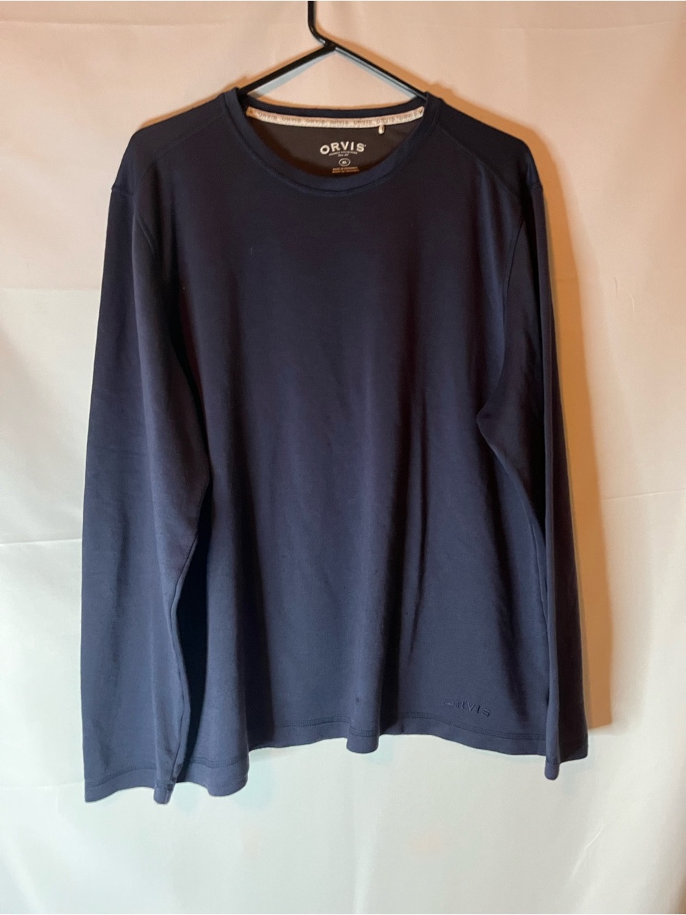 Orvis Men's Crewneck T Shirt in Deep Navy